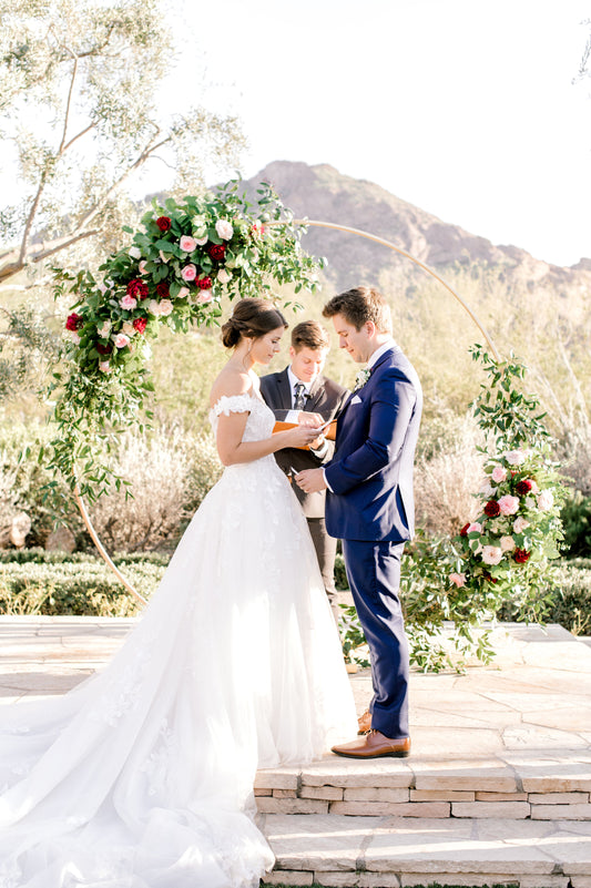 Getting Married at El Chorro Lodge