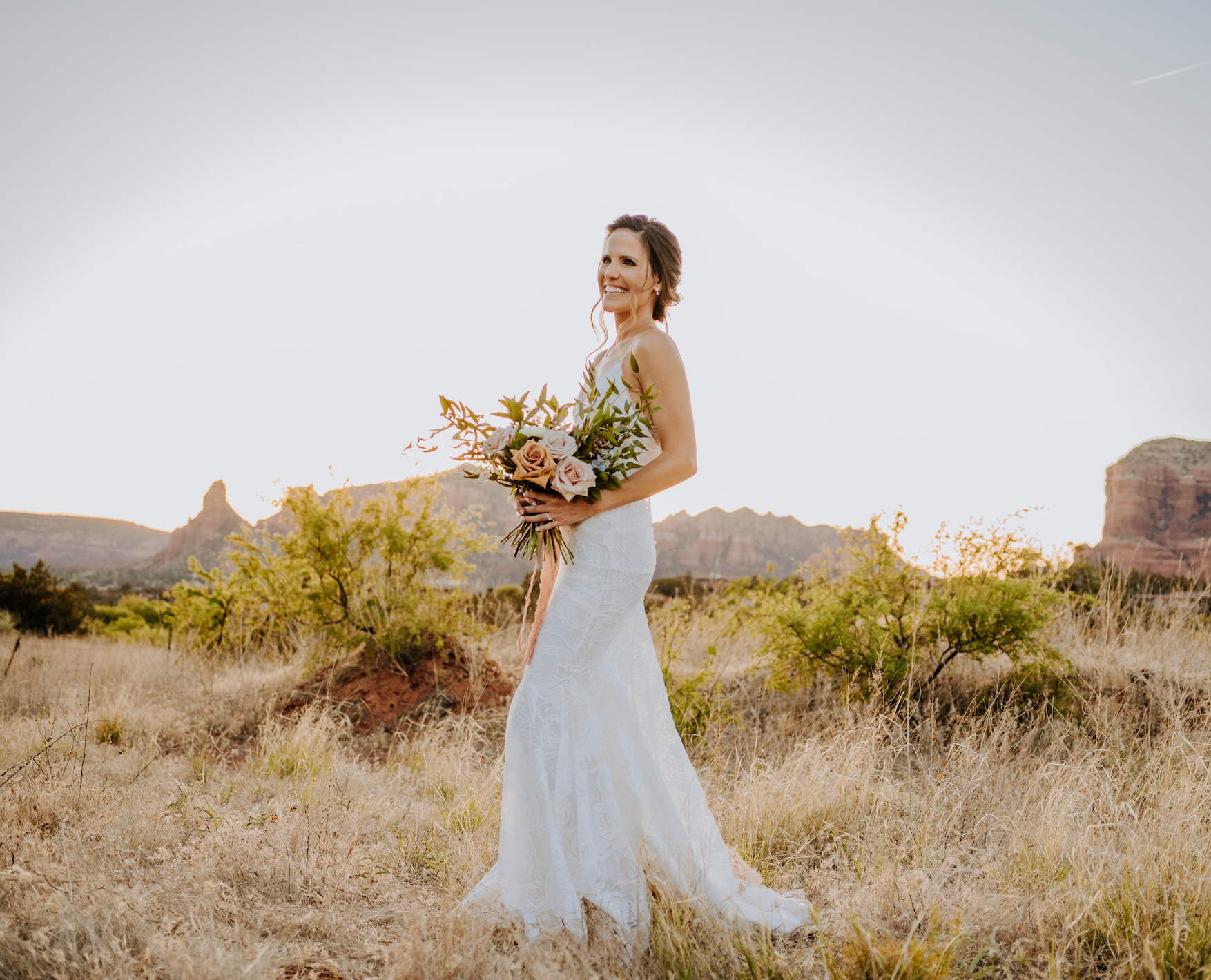 Bride with elopement flowers in Sedona, Arizona
